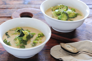Brokolicová polévka s bramborem