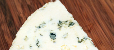 Domácí plísňový sýr